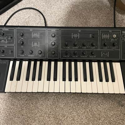 Yamaha CS-5 Monophonic Synthesizer 1978 - 1983 - Black