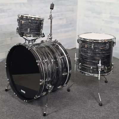 Used Ludwig Classic Maple 3pc Drum Set Vintage Black Oyster - Good image 1