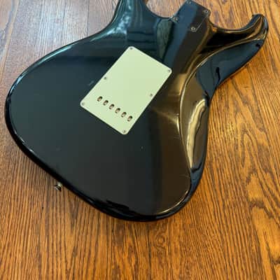 Fender Road Worn 60's Black Stratocaster Loaded Body Pure Vintage 65 Pickups Nitro Journeyman Relic image 7
