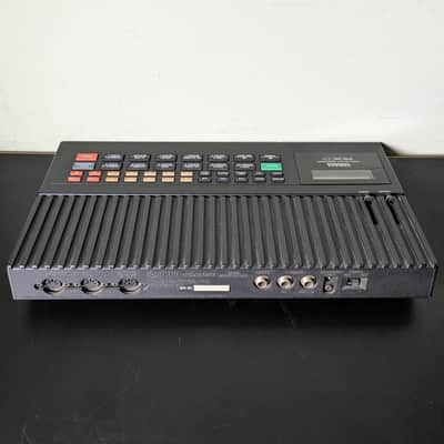 Yamaha RX17 Digital Rhythm Programmer Vintage Drum Machine 1987 - Black image 4