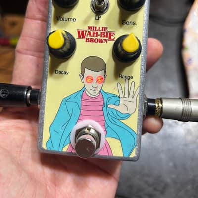 CELEBRITY PEDALS Millie Wah-Bie Brown Envelope Filter image 12