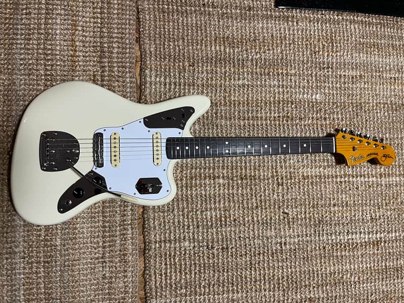 Fender Johnny Marr Signature Jaguar 2012 - Present - Olympic White