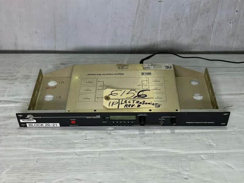Lectrosonics VR Venue Receiver Digital Hybrid Wireless Block 20-21 #6156 (One) image 1
