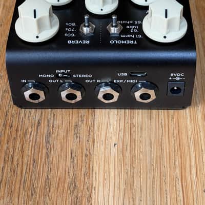 Strymon Flint Reverb and Tremolo V2 2022 - Present - Black image 3