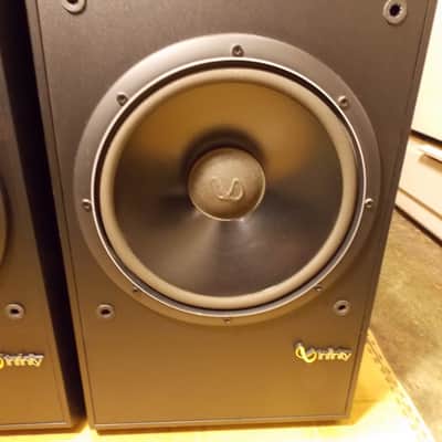 Infinity SM 122 3-Way Floor Standing Speakers Black image 6