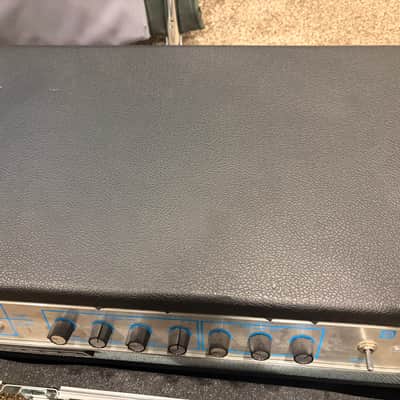 Ampeg SVT-VR Classic Series 300-Watt Bass Amp Head 2007 - Present - Black image 2
