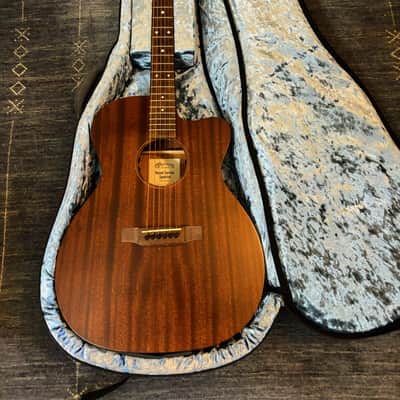 VV: IMMACULATE Martin GPA10E Road Series acoustic/electric guitar ToneRite, DEAL image 1