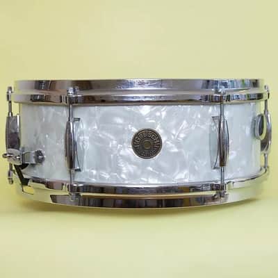 Gretsch Round Badge 4105 Dixieland 14x5.5" 6-Lug Snare Drum 1958 - 1971
