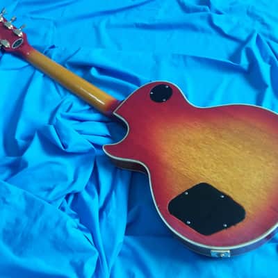 Greco EG-500 (mod EG-600 Ace Frehley 3 pickups) Super Real image 6