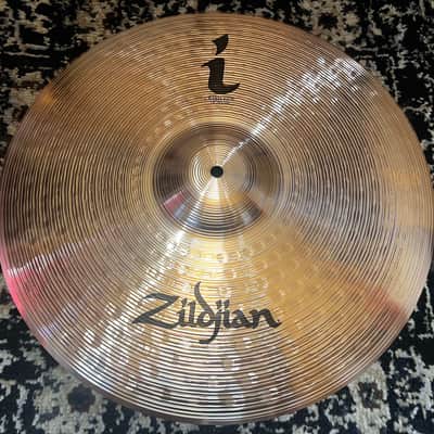 Zildjian 18" I Family Crash Ride Cymbal - Traditional image 1