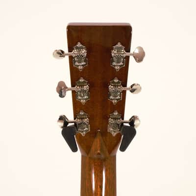 Martin Special Edition 000-28EC Eric Clapton Signature Acoustic Guitar - Sunburst Spruce Top with Rosewood Back and Sides image 6