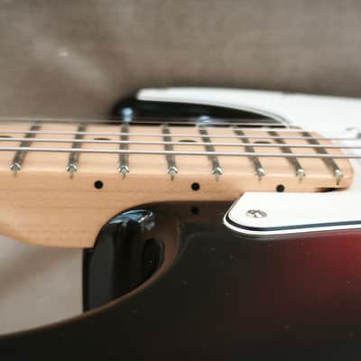 Fender Highway One Stratocaster with Maple Fretboard 2006 - 3-Color Sunburst, USA image 10