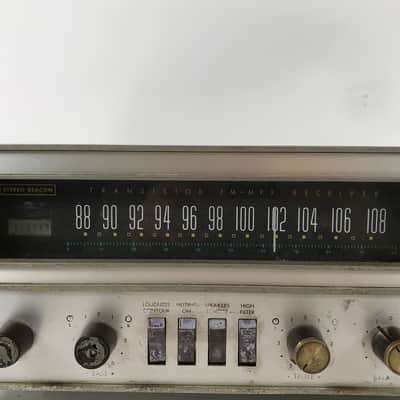 Vtg The Fisher 440 T Professional Series Stereo Receiver image 3