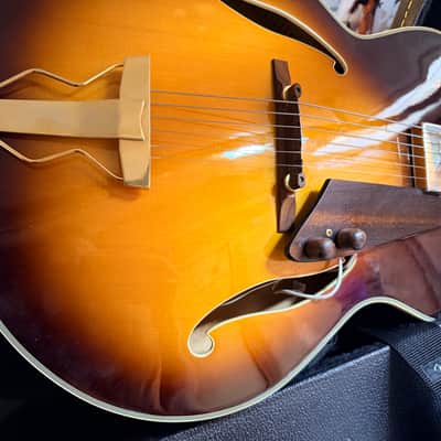 Carlo Robelli D-120 Peerless Semi-Hollow Guitar w Case image 3