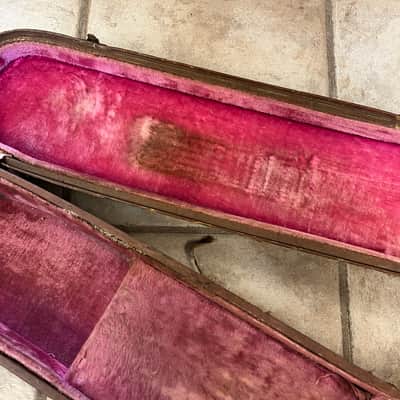 Vintage 1957 Gibson Les Paul 4 Latch Brown Case Pink Lining image 3
