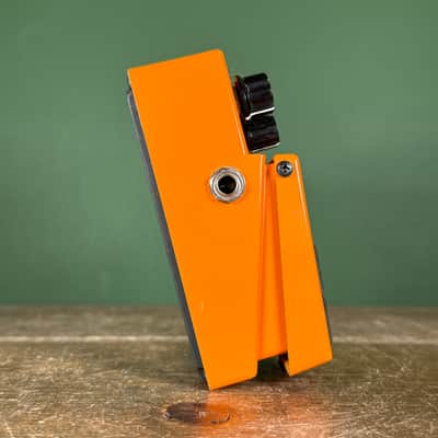 Boss DS-1 Distortion (Silver Label) 1994 - Present - Orange image 5