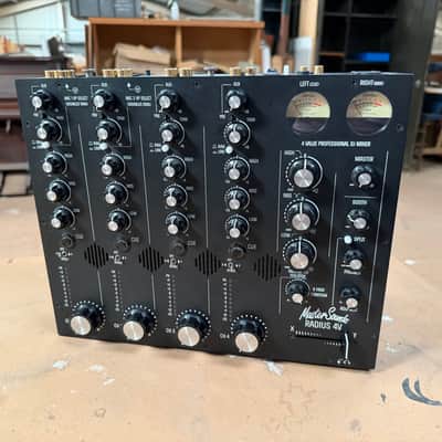Mastersounds Radius 4V mixer with FX Unit and Linear Power in Custom MS Case image 4