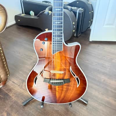 Taylor T5-C2 Custom Koa 2005 - 2013 - Koa Shaded Edgeburst image 2