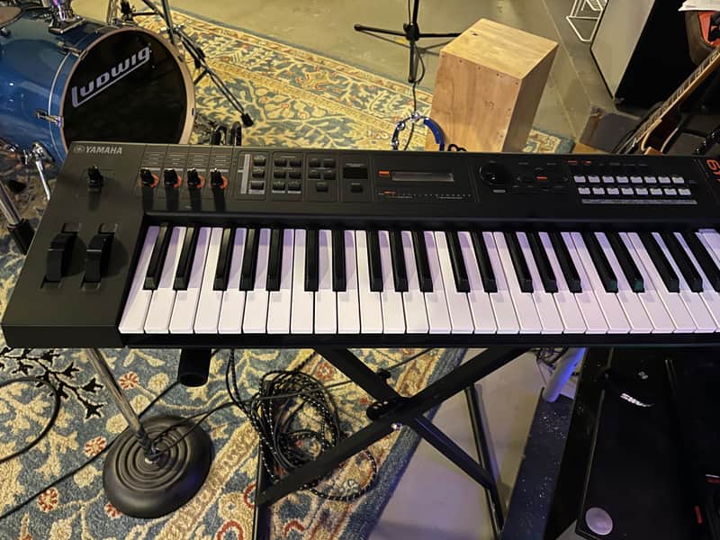 Yamaha MX49 Synthesizer 2016 - Present - Black image 1