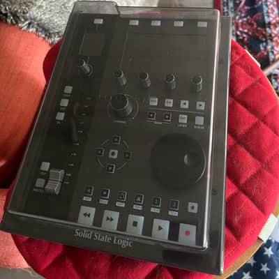 Solid State Logic SSL UF1 DAW Controller 2023 - Black image 3