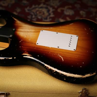 Fender USA Custom Shop 54' Stratocaster Heavy Relic Two Colour Sunburst image 20