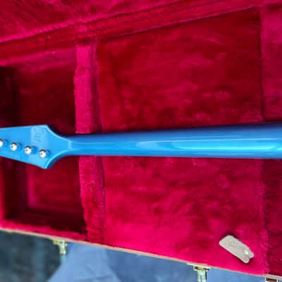 Gibson Firebird T 2017 - Pelham Blue + Vibramate Bigsby B5 + String Spoiler image 8