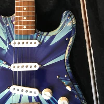 Fender Stratocaster/Splattercaster 2003/04 Blue image 5