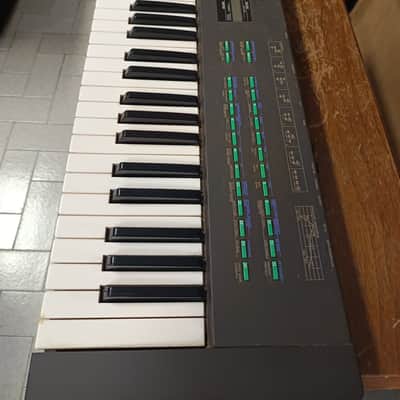 Yamaha DX27 image 3