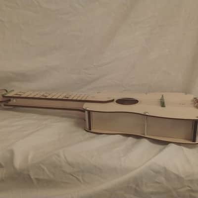 KiwiCo Ukulele 2020 - professionally built from kit image 8