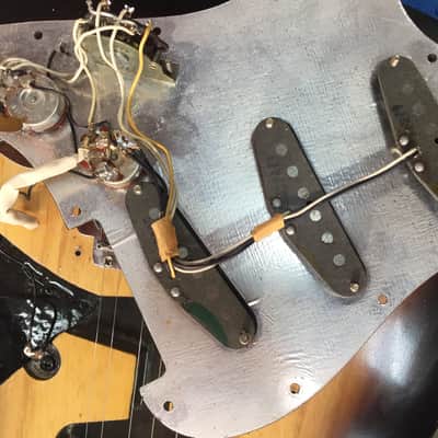 Fender Stratocaster 1979 Sunburst Rosewood Fingerboard image 17