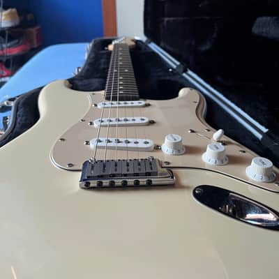 Fender American Series Stratocaster 2002 - 2007 Olympic White image 2