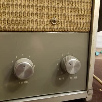 Ampex A-692 Tube Speaker Amplifier Suitcase JBL 8" driver 10 Watt RESTORED 6V6 Push Pull Mono 1965 - Grey image 8