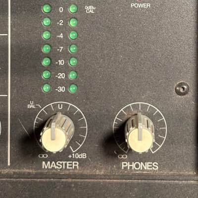 Mackie Micro Series 1202 |12-Channel Mic / Line Mixer 1997 - 2002 - Dark Gray image 6