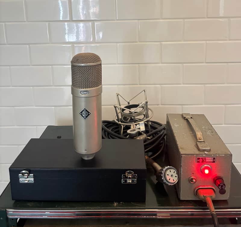 Neumann U 47 K47 / Nuvistor
