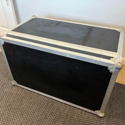 Mesa Boogie Rectifier 140-Watt 2x12" Horizontal Guitar Speaker Cabinet in Custom Flight Case image 12