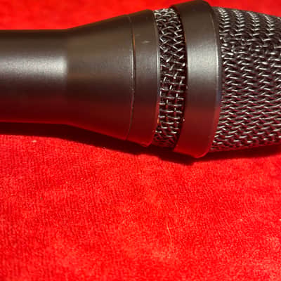 AKG P5 Perception Super Cardioid Dynamic Vocal Microphone 2010s - Black image 6