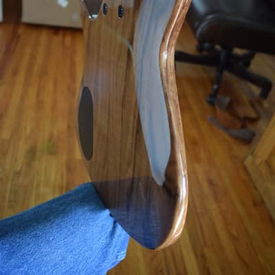 Kiesel Zeus Bass, 5 string ZB5 model , 2018 , exotic wood build, Outstanding condition & tone image 16