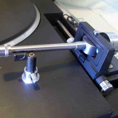 Mitsubishi LT-30 Turntable (Needs Service) image 7