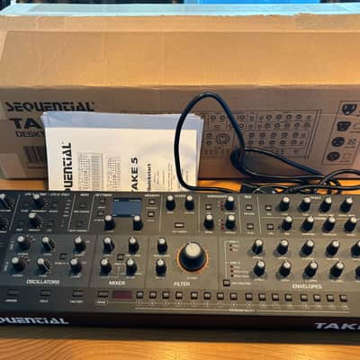 Sequential Take 5 Desktop 5-Voice Synthesizer Module mit Garantie image 9