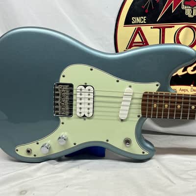 Fender Player Duo-Sonic HS Electric Guitar with Gig Bag MIM - Made in Mexico - Ice Blue Metallic image 2
