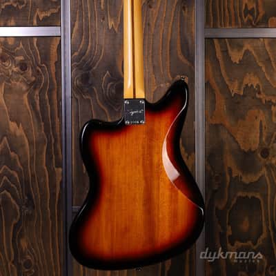Squier Classic Vibe '70s Jaguar 3-Colour Sunburst image 3