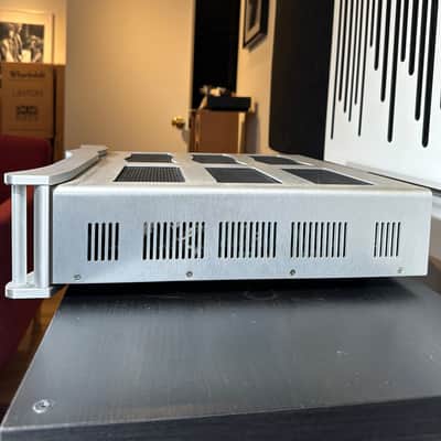 Theta Digital Generation VIII DAC / Digital Signal Processor -Silver image 9