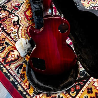 Gibson Les Paul Studio 2010 image 3