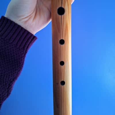 Blue Bear Flutes Native American 5 Hole Flute Low E 2023 - Western Cedar - Rabbit Totem image 5