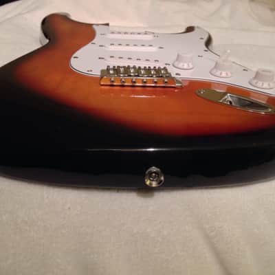 Fender Squier Stratocaster Body MIK VN Serial# 1995 Tobacco Sunburst Loaded image 7