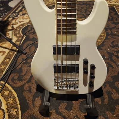 Jackson neckthru X Series CBXNT V 5-String Concert Bass with Rosewood Fretboard 2016 - 2018 - Snow White image 10