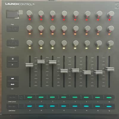 Novation Launch Control XL MK3 MIDI DAW Controller 2025 - Present - Black