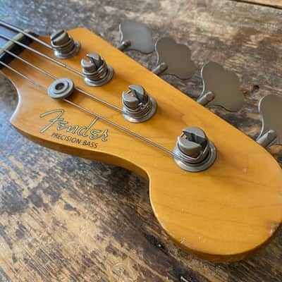 Fender FujiGen 1962 Reissue Precision Bass MIJ I-Serial 1990 Three Tone Sunburst image 11