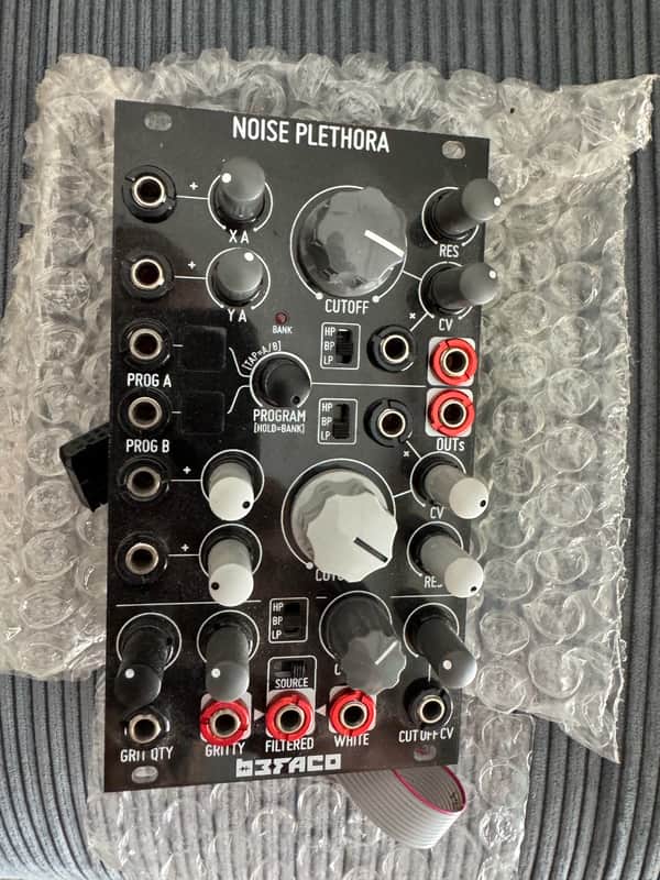 Befaco Noise Plethora Eurorack Synthesizer Module 2010 - Present - Black image 1