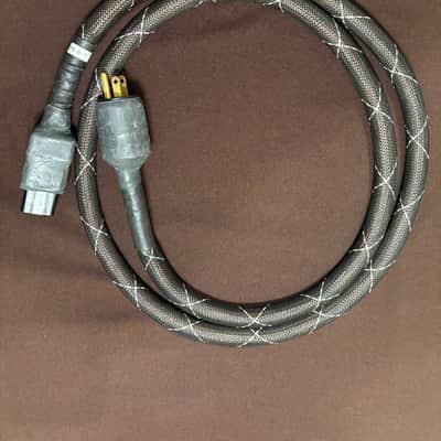 Balanced Power Technologies BPT L-9 Super Shielded 20 Amp power cord, 9 AWG, 6 ft — Reference-Level AC Cable image 2